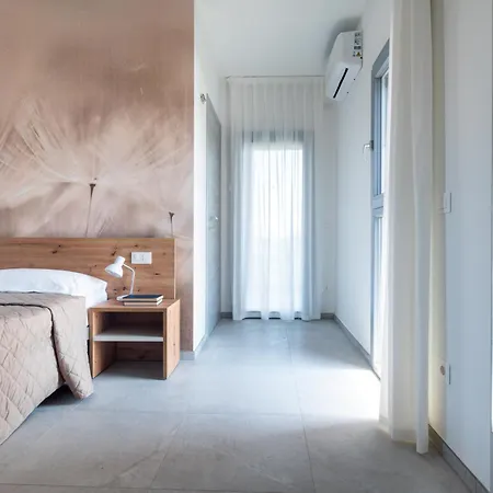 One Life * ביביונה